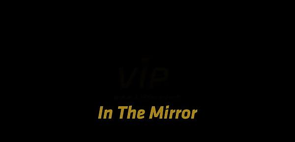  VIPissy - In The Mirror